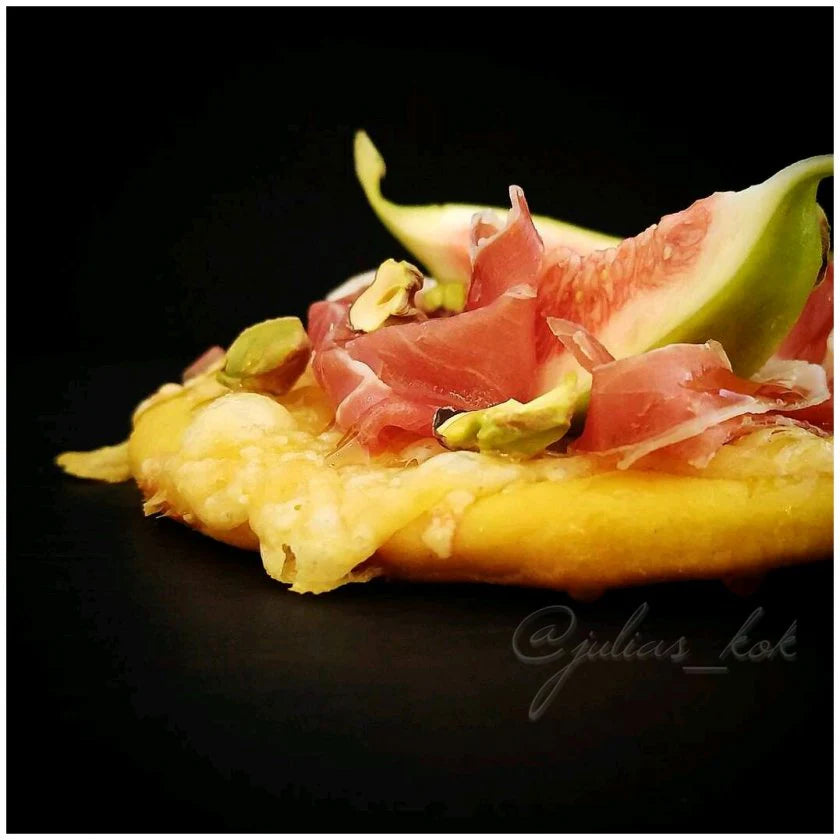 Saffranspizza med västerbottenost